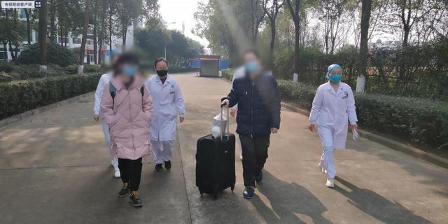 鄂尔多斯病人院后返乡